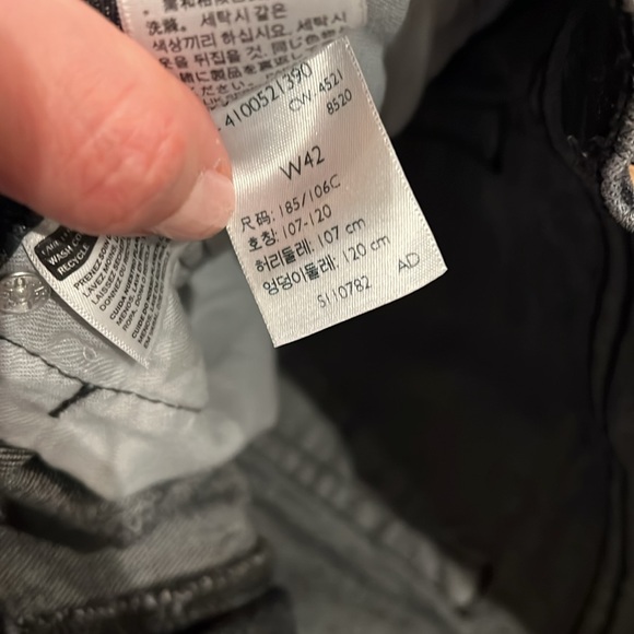 Levi’s - Picture 5 of 5